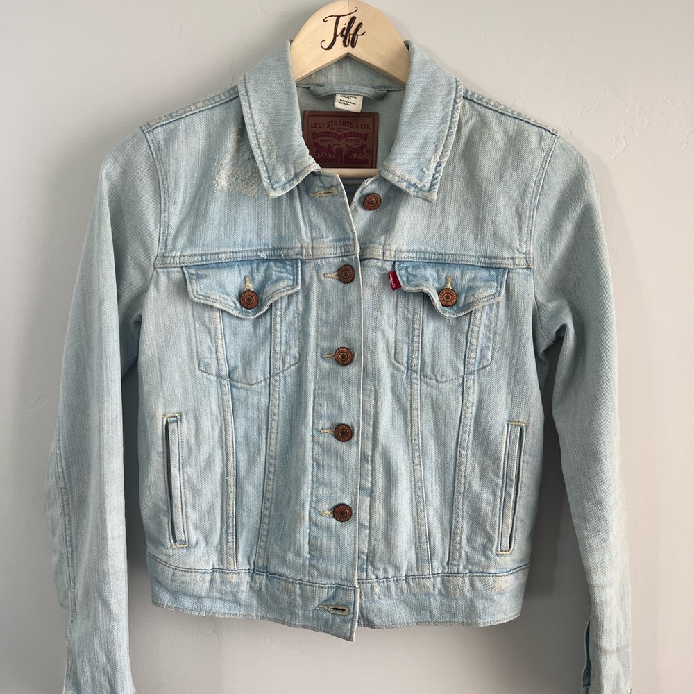 Levi's / Y2K Cropped Denim Jacket / XS